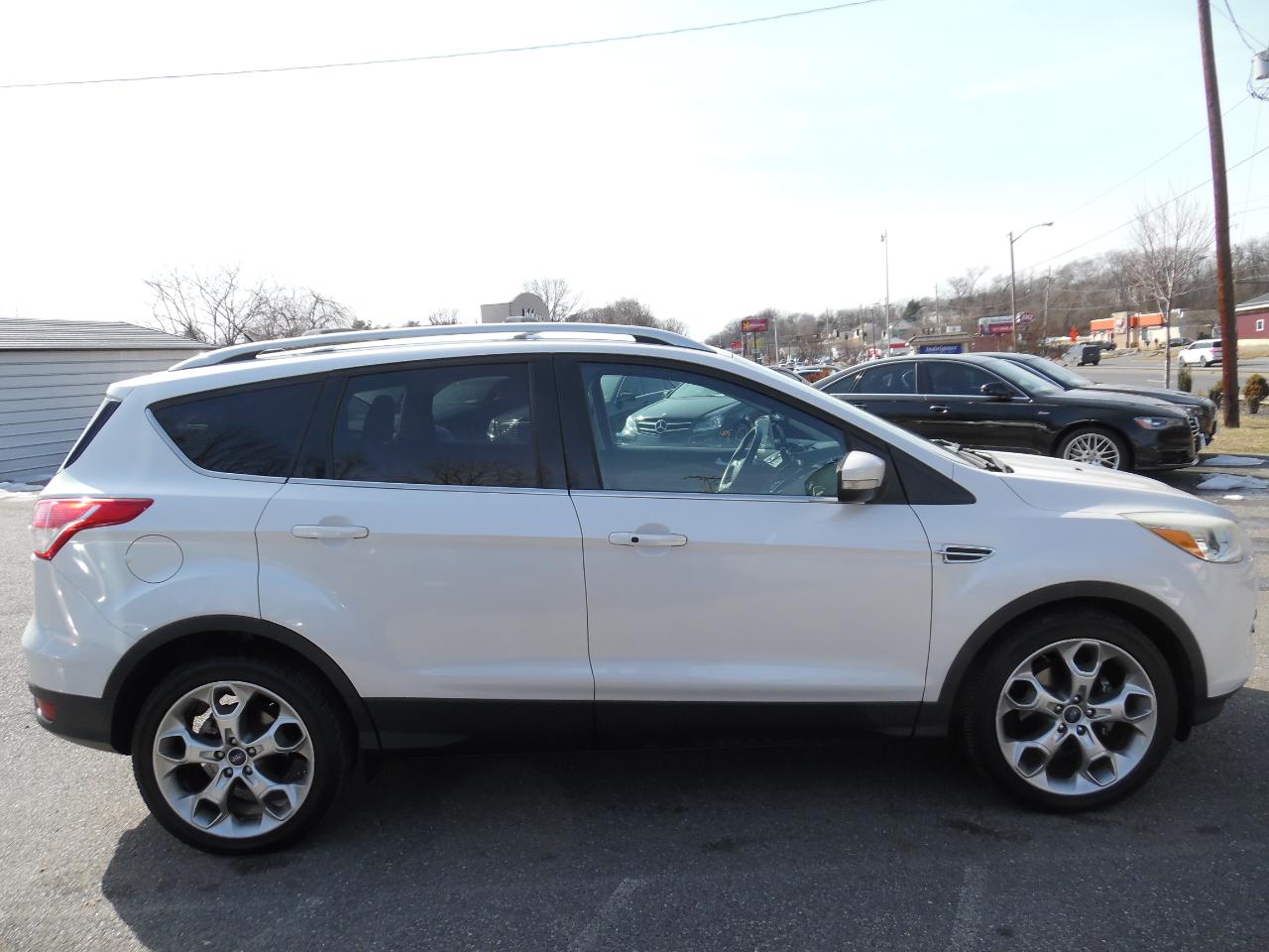 Ford Escape FWD 4dr Titanium 2016