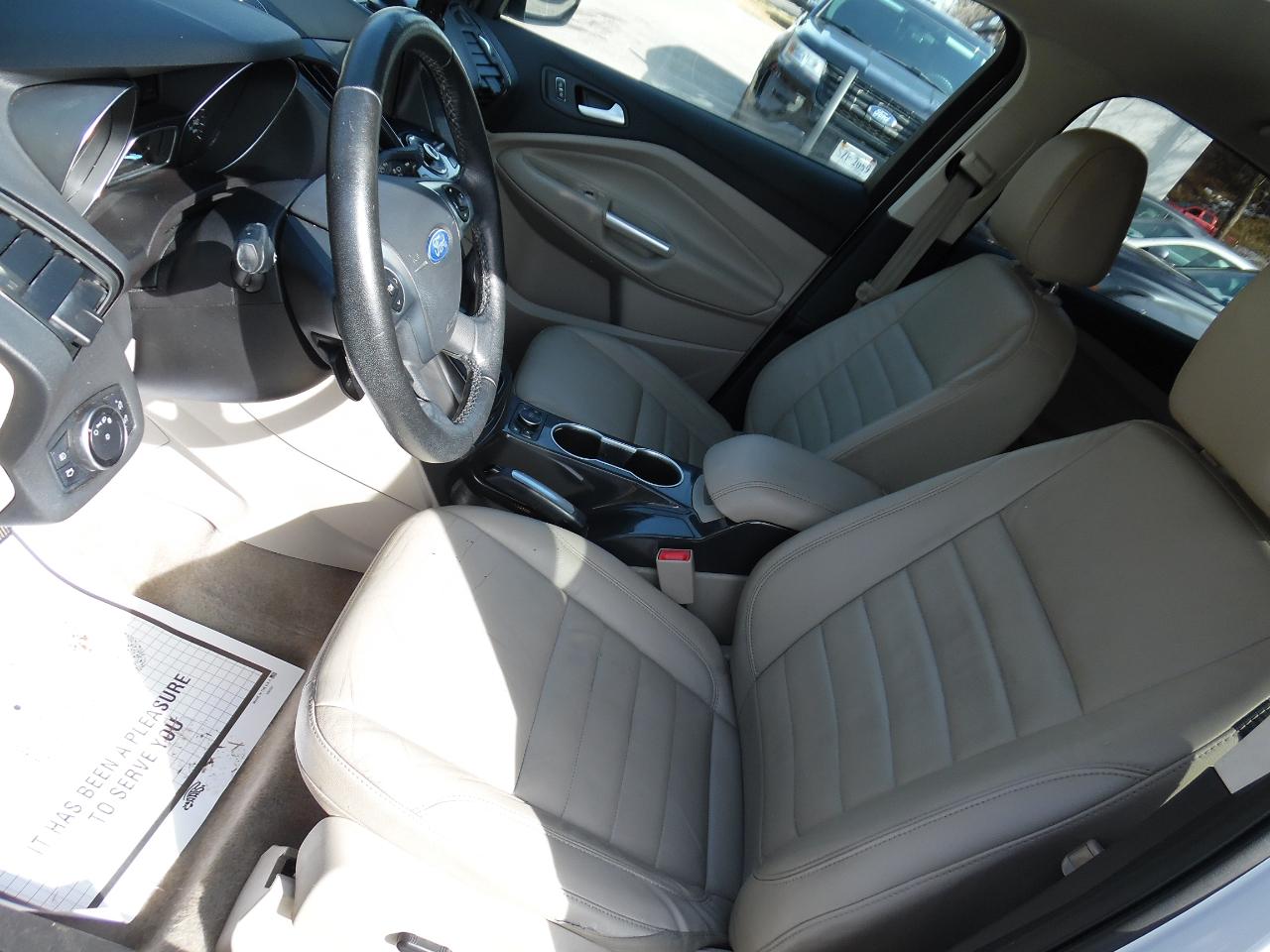 Ford Escape FWD 4dr Titanium 2016