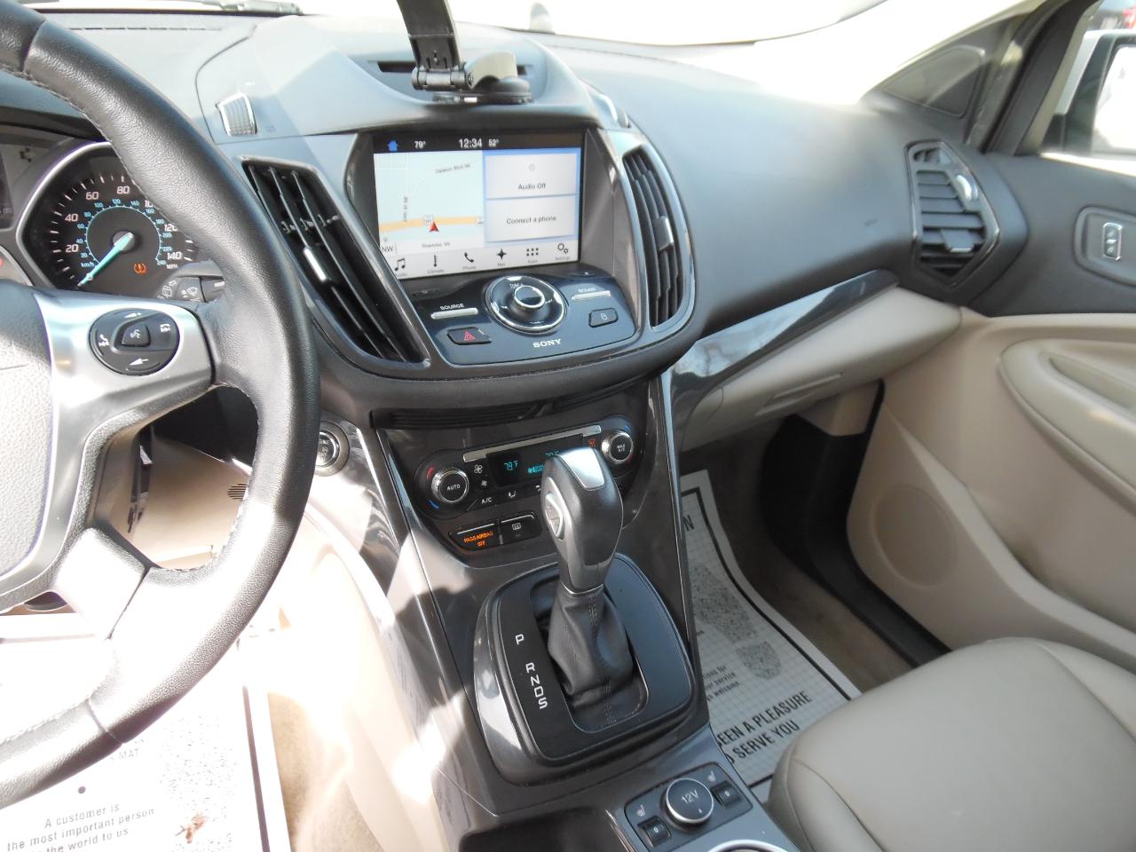 Ford Escape FWD 4dr Titanium 2016