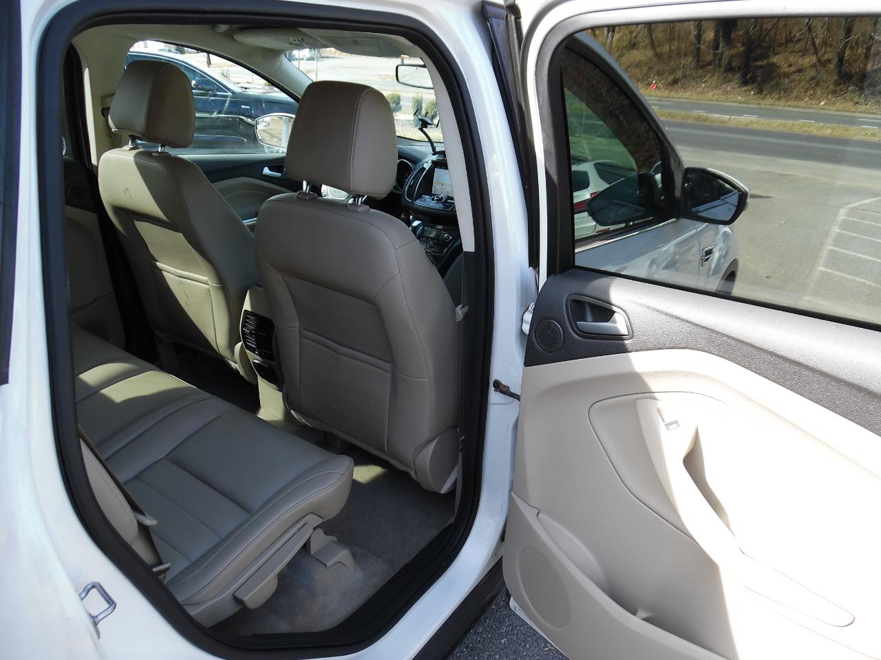 Ford Escape FWD 4dr Titanium 2016