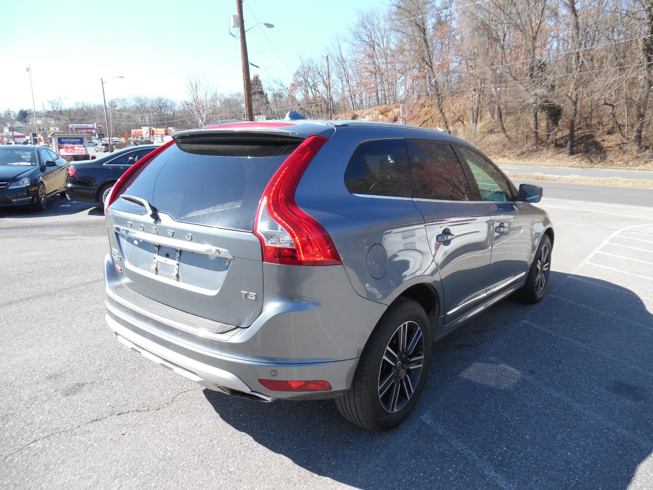 Volvo XC60 T5 FWD Dynamic 2017