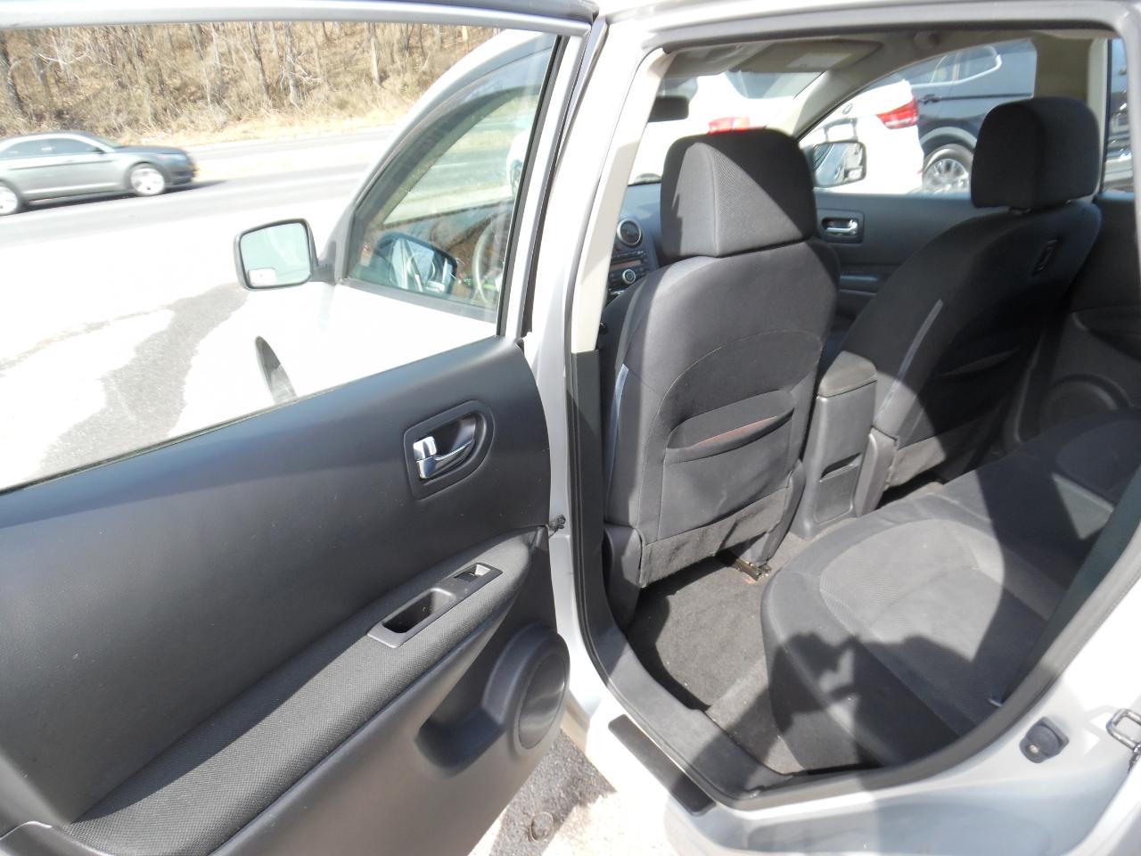 Nissan Rogue AWD 4dr S 2011