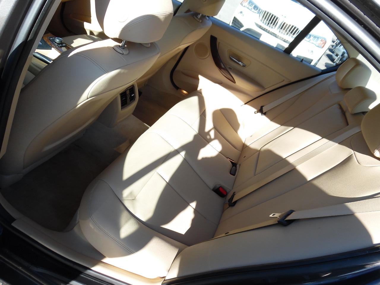 BMW 3 Series 4dr Sdn 320i xDrive AWD 2015