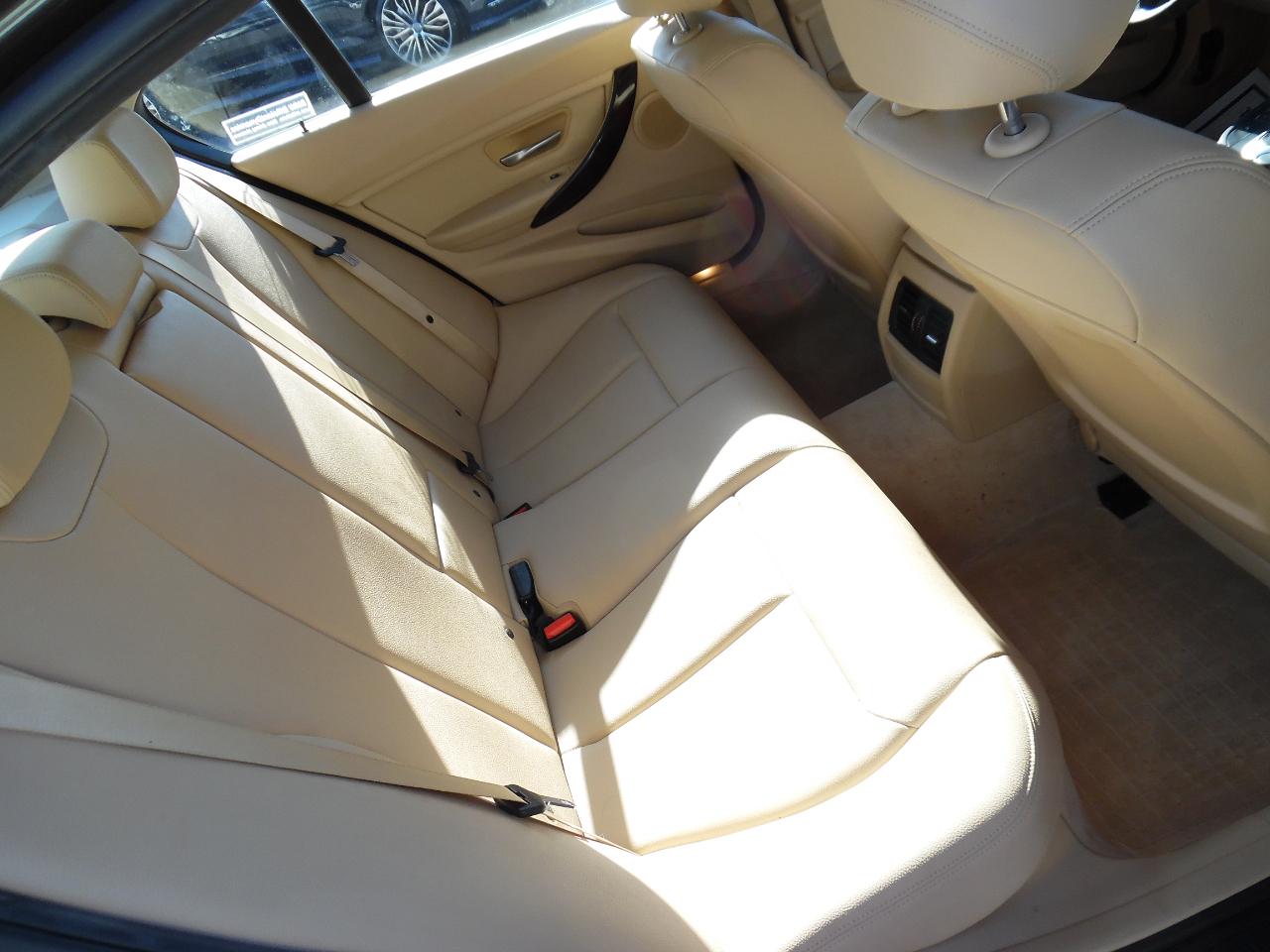 BMW 3 Series 4dr Sdn 320i xDrive AWD 2015