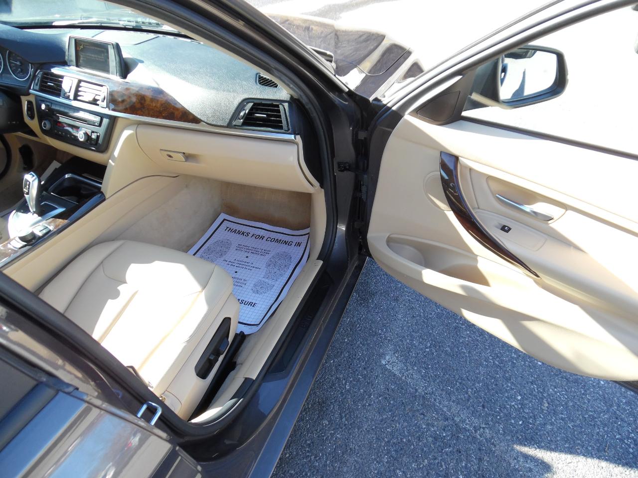 BMW 3 Series 4dr Sdn 320i xDrive AWD 2015