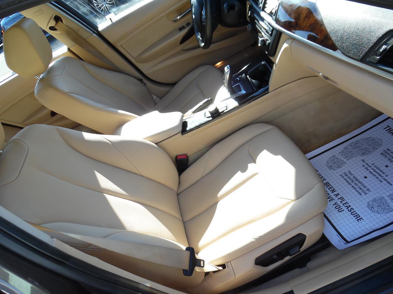 BMW 3 Series 4dr Sdn 320i xDrive AWD 2015