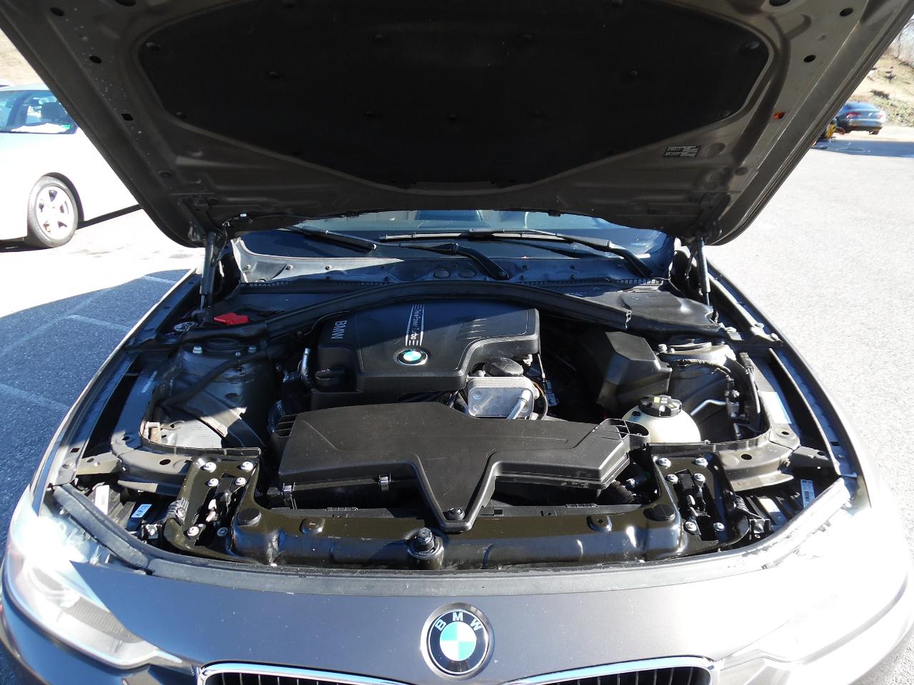 BMW 3 Series 4dr Sdn 320i xDrive AWD 2015