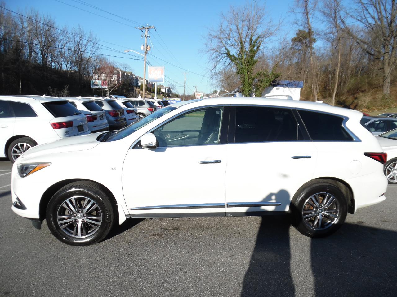 Infiniti QX60 2019.5 LUXE AWD 2019