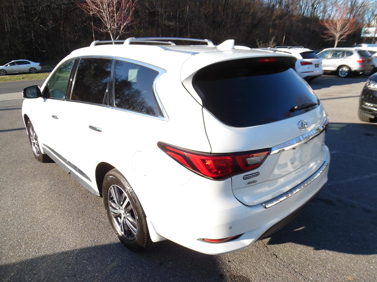 Infiniti QX60 2019.5 LUXE AWD 2019