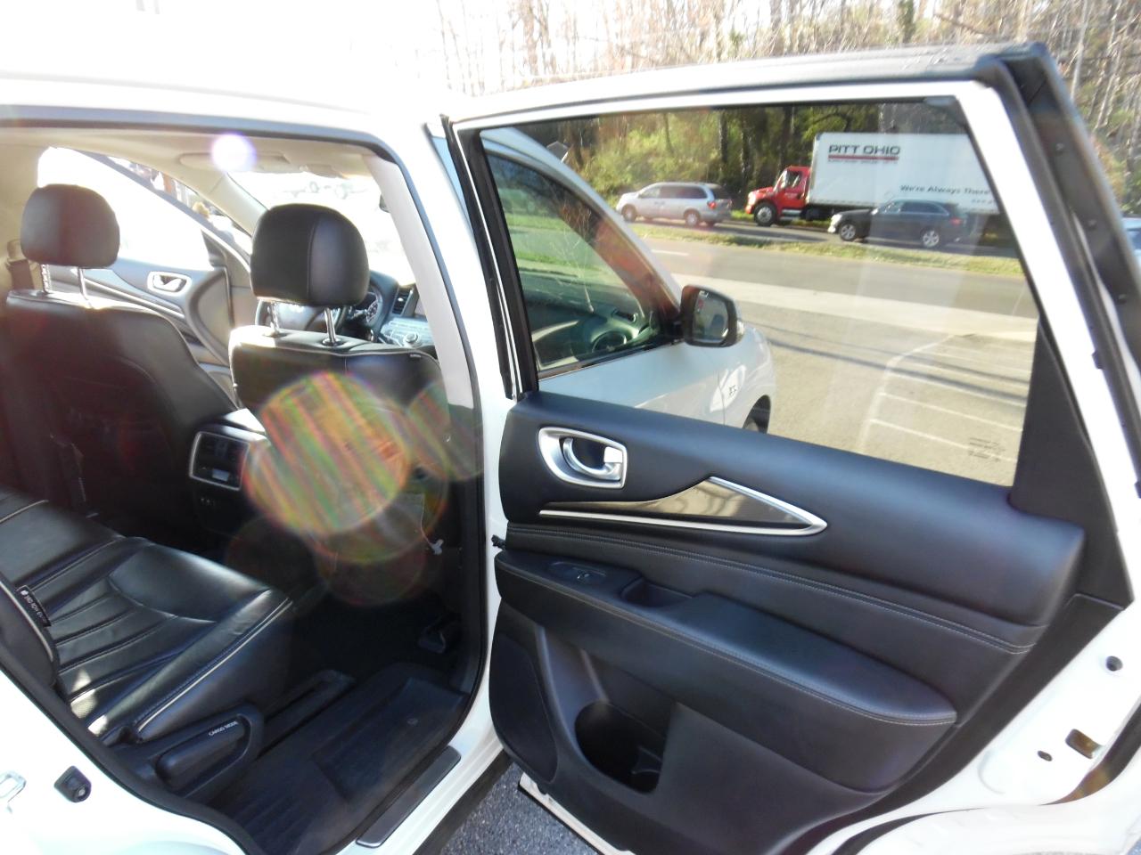 Infiniti QX60 2019.5 LUXE AWD 2019