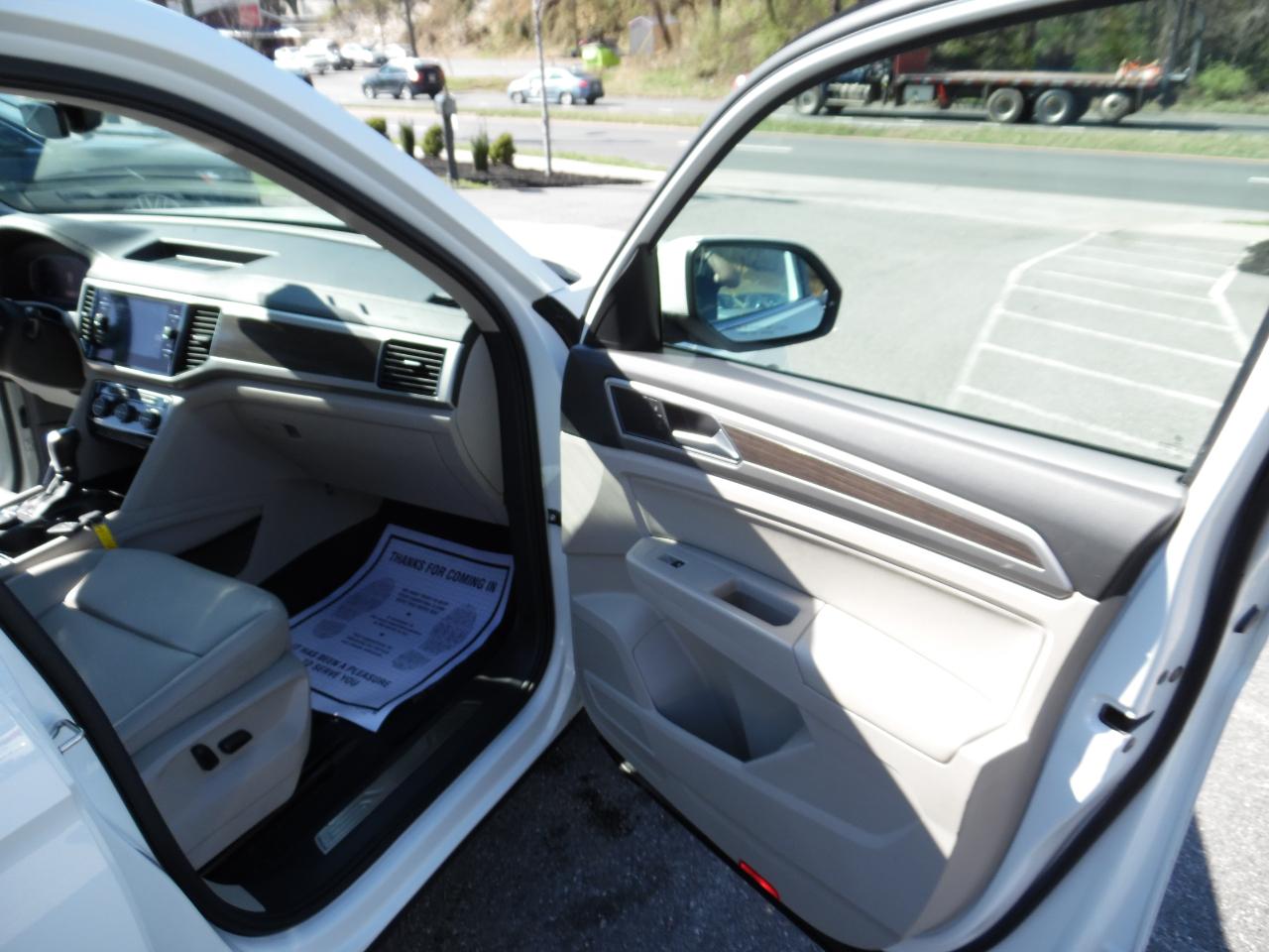 Volkswagen Atlas 3.6L V6 SEL 4MOTION 2019