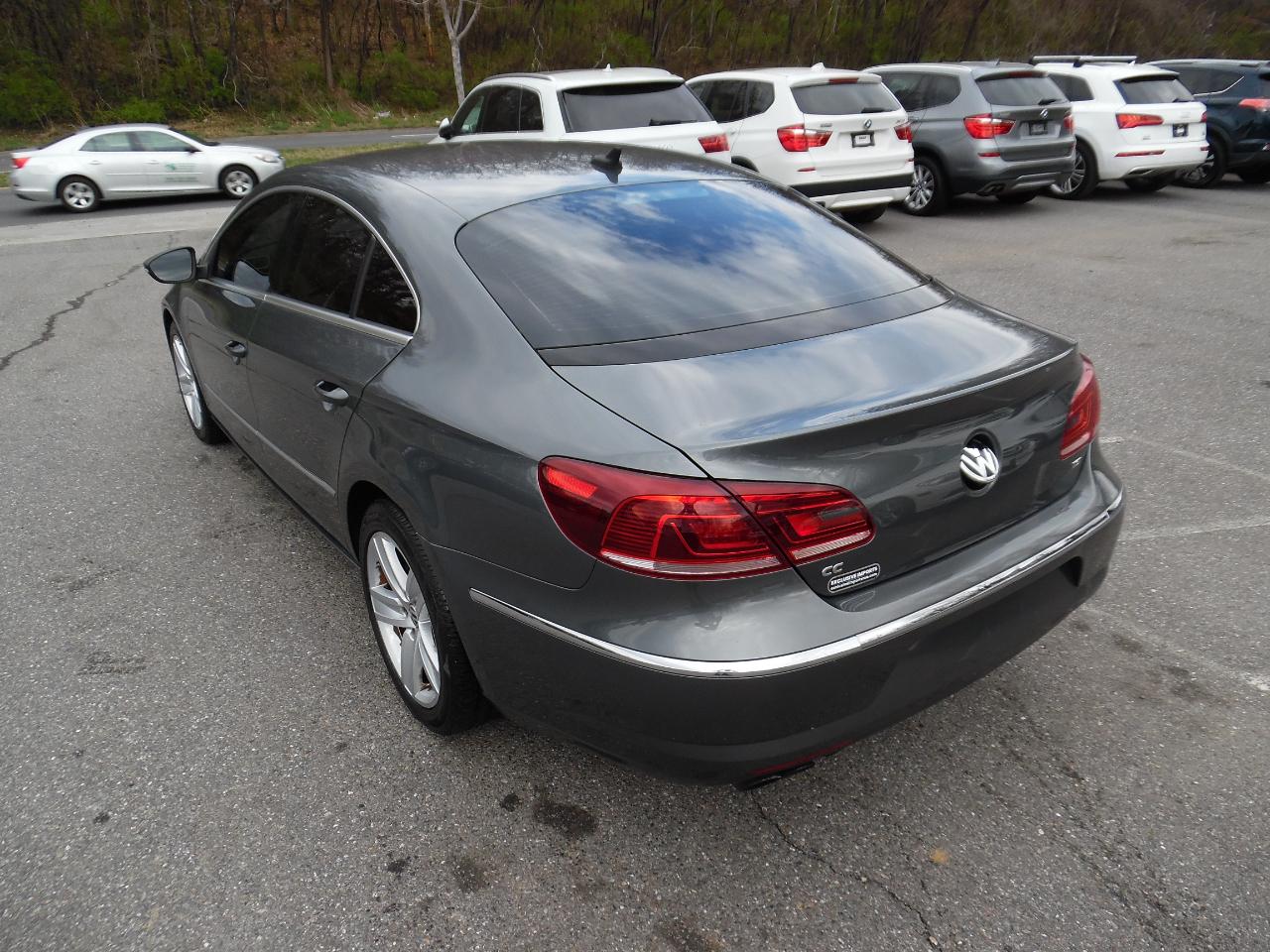 Volkswagen CC 2.0T Sport DSG PZEV 2017