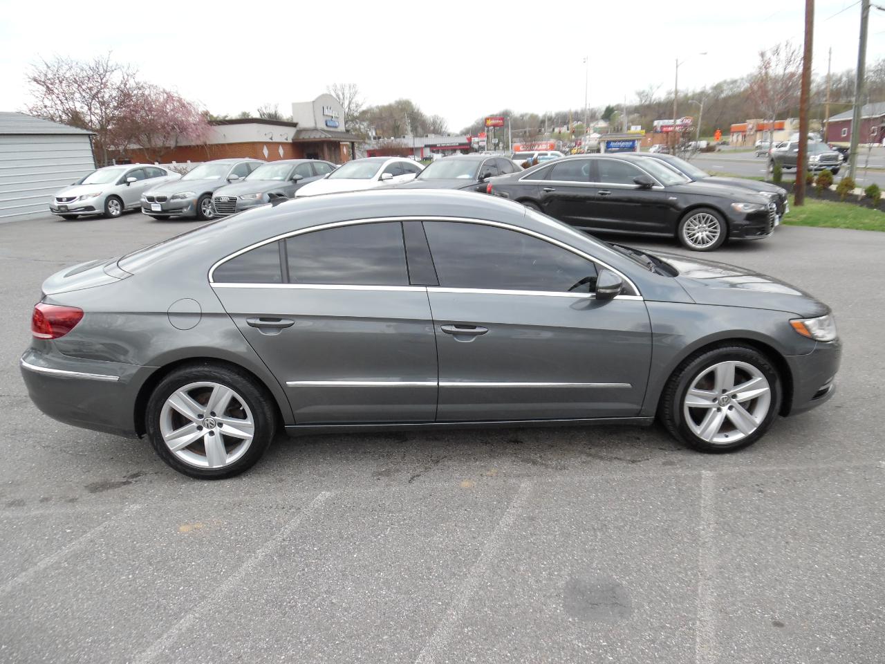 Volkswagen CC 2.0T Sport DSG PZEV 2017