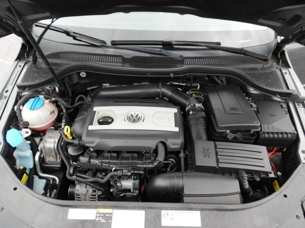 Volkswagen CC 2.0T Sport DSG PZEV 2017