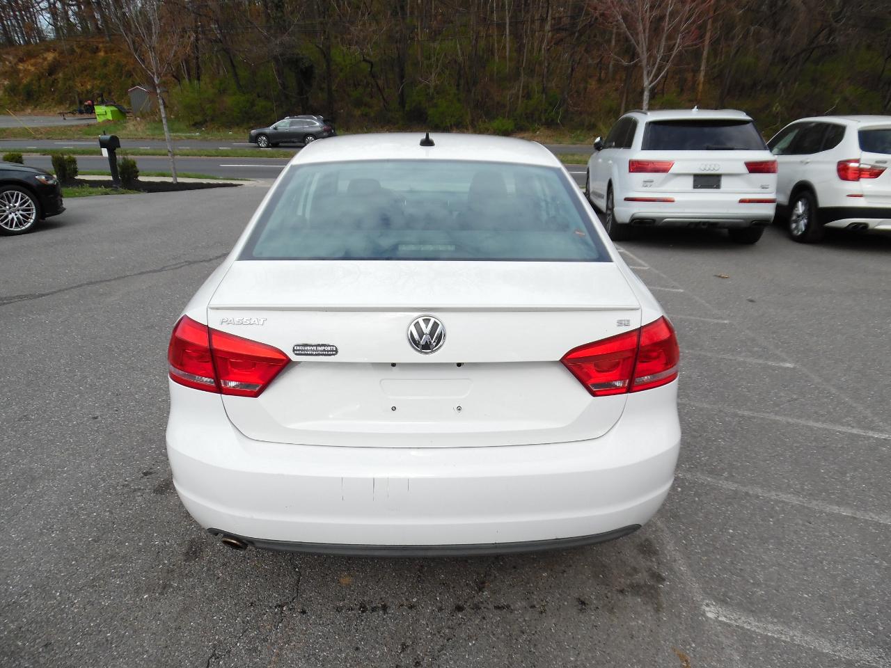 Volkswagen Passat 4dr Sdn 2.5L Auto SE 2013