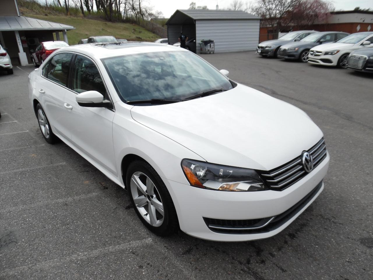 Volkswagen Passat 4dr Sdn 2.5L Auto SE 2013