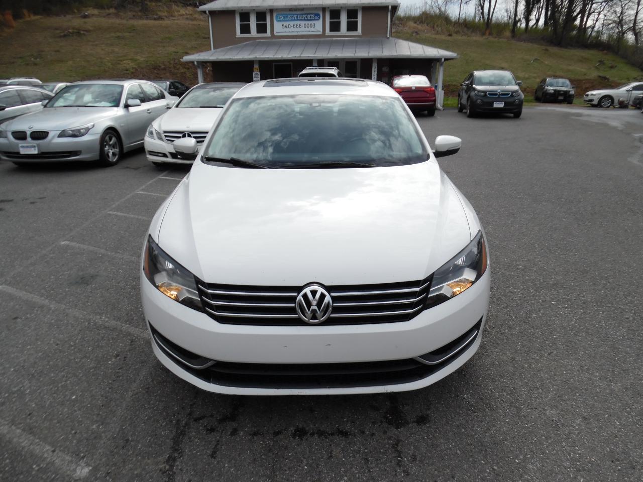 Volkswagen Passat 4dr Sdn 2.5L Auto SE 2013