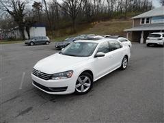 2013 Volkswagen Passat 