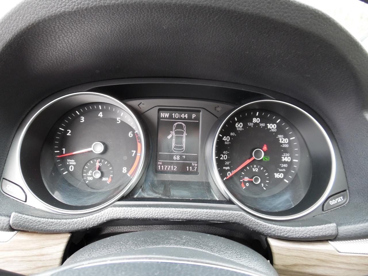 Volkswagen Passat 4dr Sdn 1.8T Auto SE 2016