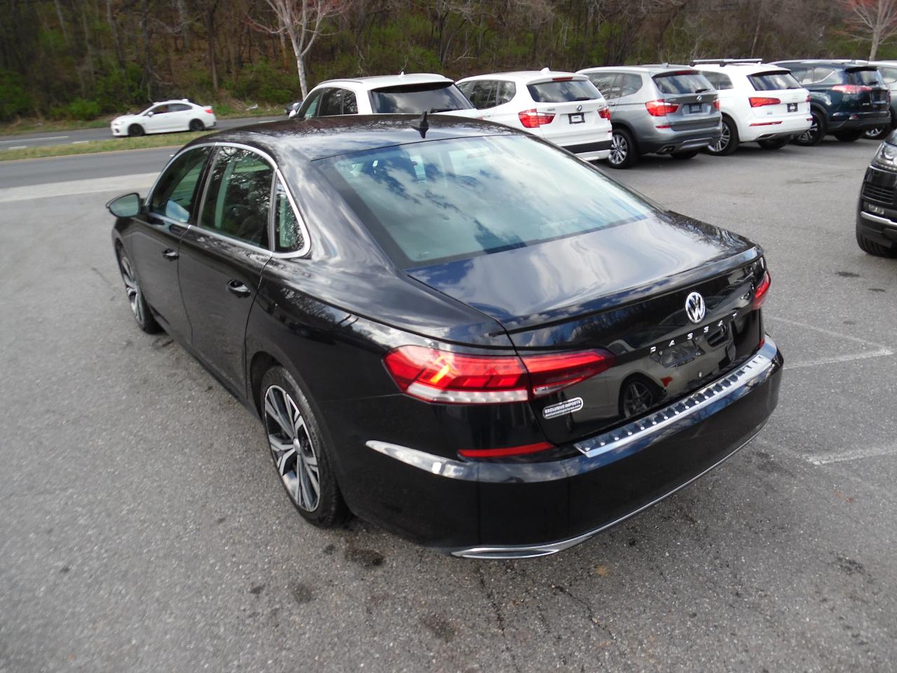 Volkswagen Passat 2.0T SE Auto 2022