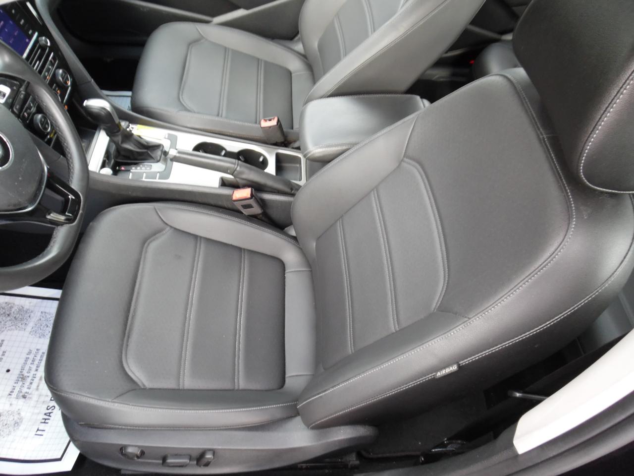 Volkswagen Passat 2.0T SE Auto 2022