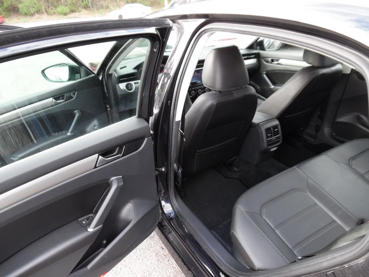 Volkswagen Passat 2.0T SE Auto 2022