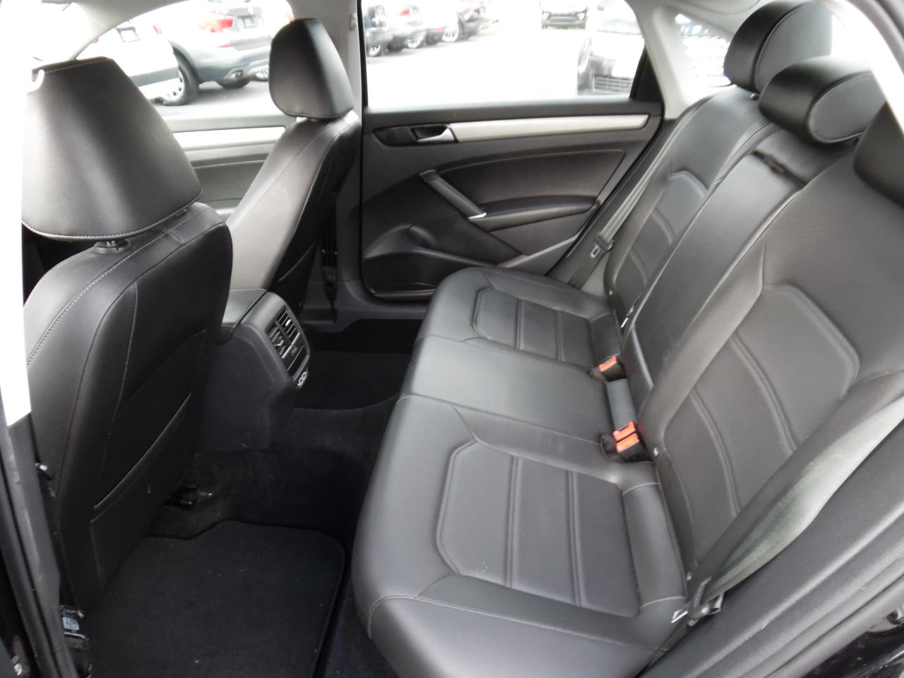 Volkswagen Passat 2.0T SE Auto 2022