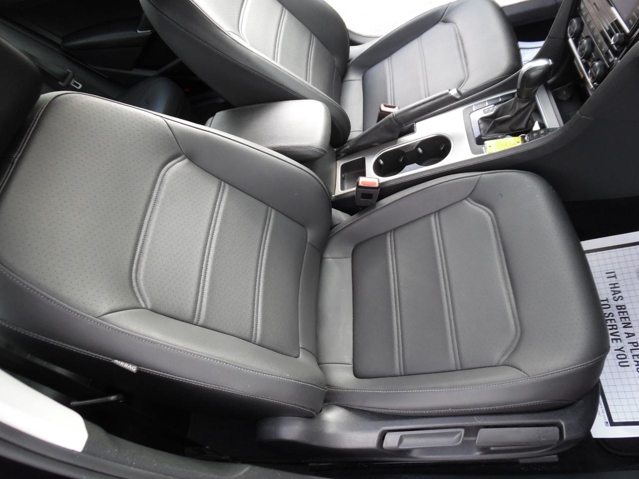 Volkswagen Passat 2.0T SE Auto 2022