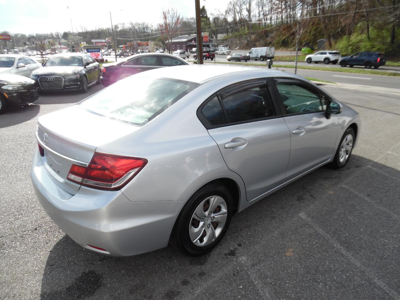 Honda Civic Sedan 4dr CVT LX 2014