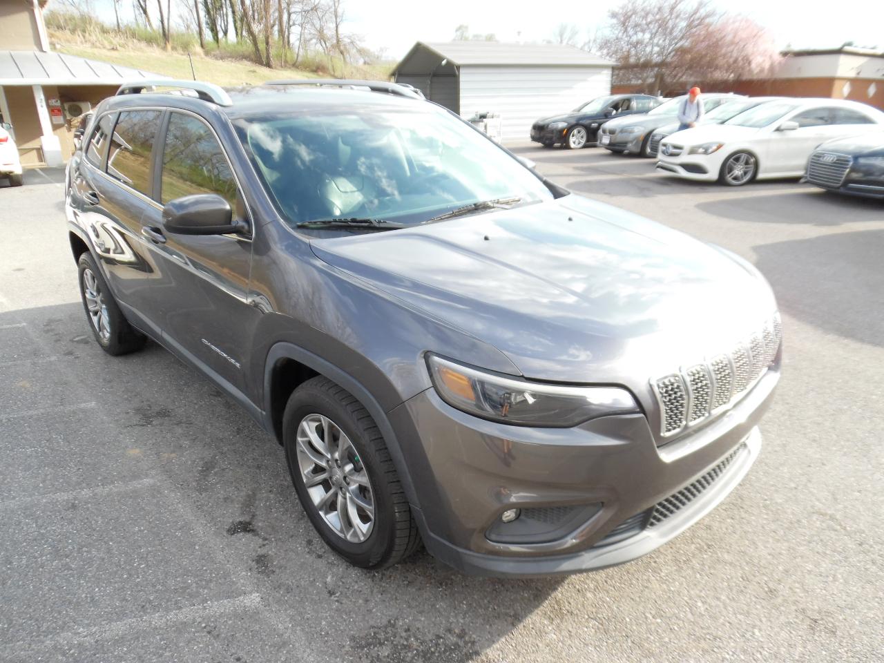 Jeep Cherokee Latitude Plus FWD 2019