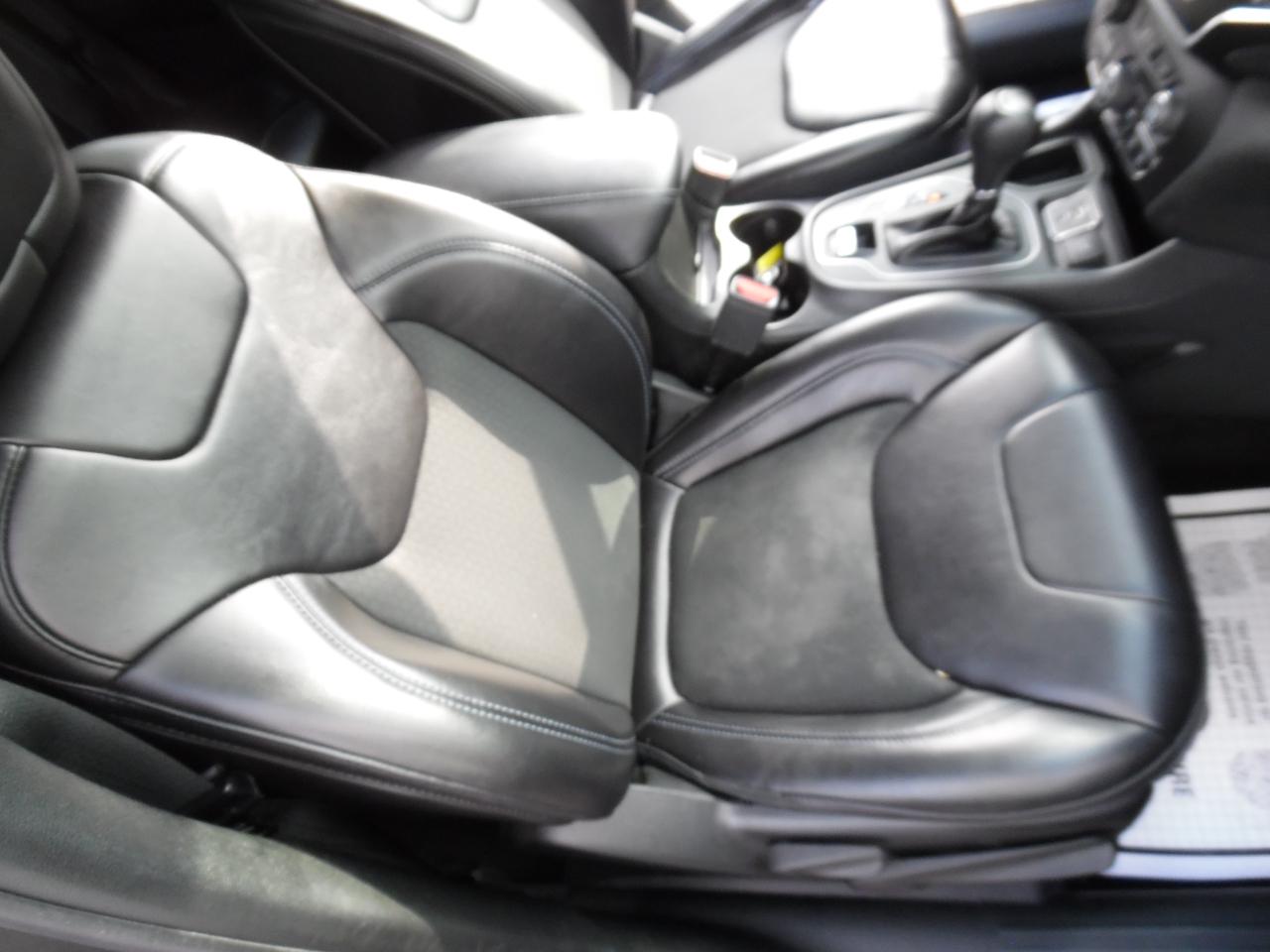 Jeep Cherokee Latitude Plus FWD 2019