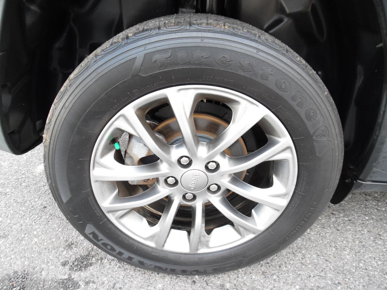 Jeep Cherokee Latitude Plus FWD 2019