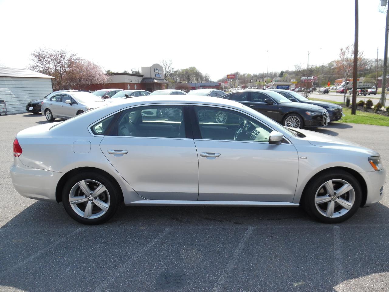 Volkswagen Passat 4dr Sdn 1.8T Auto S PZEV 2015