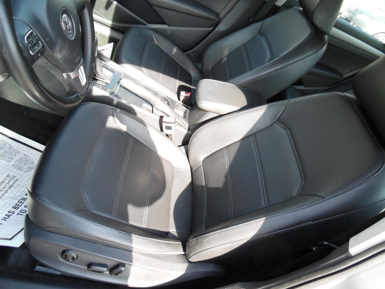 Volkswagen Passat 4dr Sdn 1.8T Auto S PZEV 2015