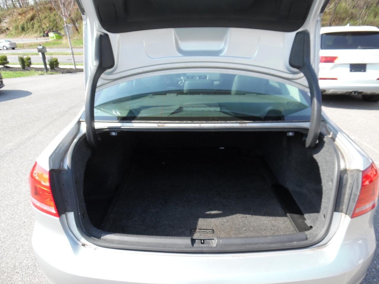 Volkswagen Passat 4dr Sdn 1.8T Auto S PZEV 2015