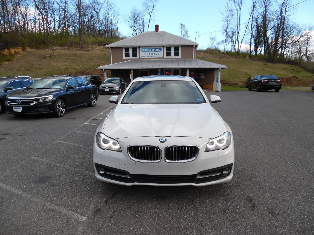 BMW 5 Series 4dr Sdn 528i RWD 2016