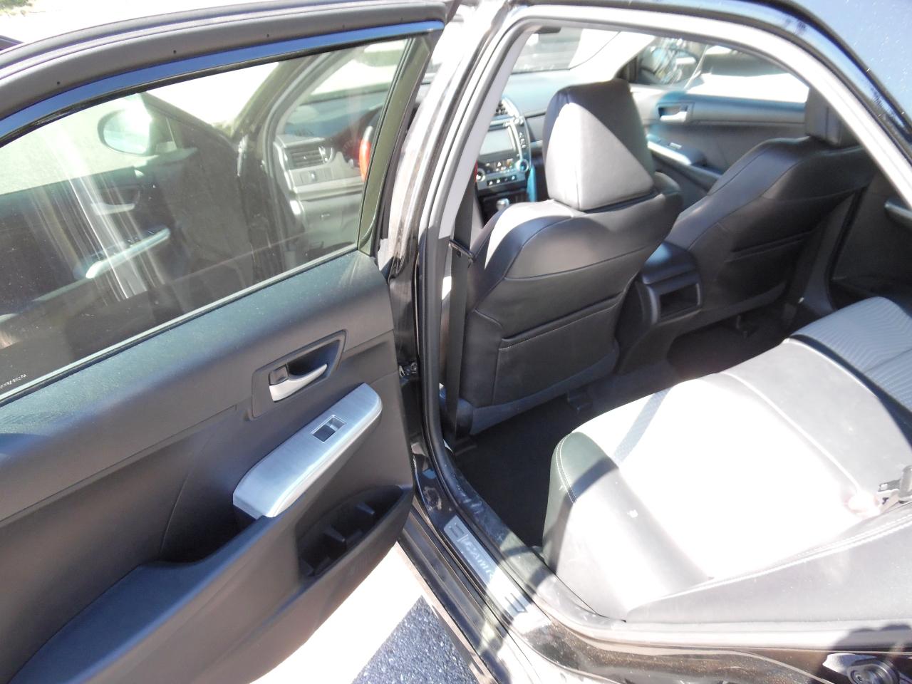 Toyota Camry 4dr Sdn I4 Auto SE Sport Limited Edition (Natl) 2012