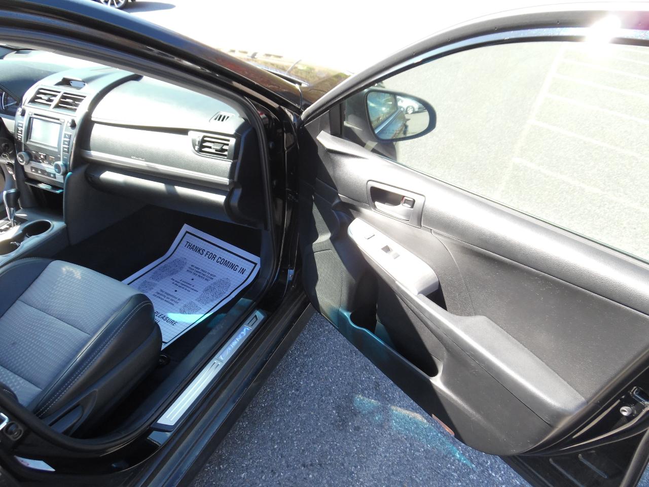 Toyota Camry 4dr Sdn I4 Auto SE Sport Limited Edition (Natl) 2012