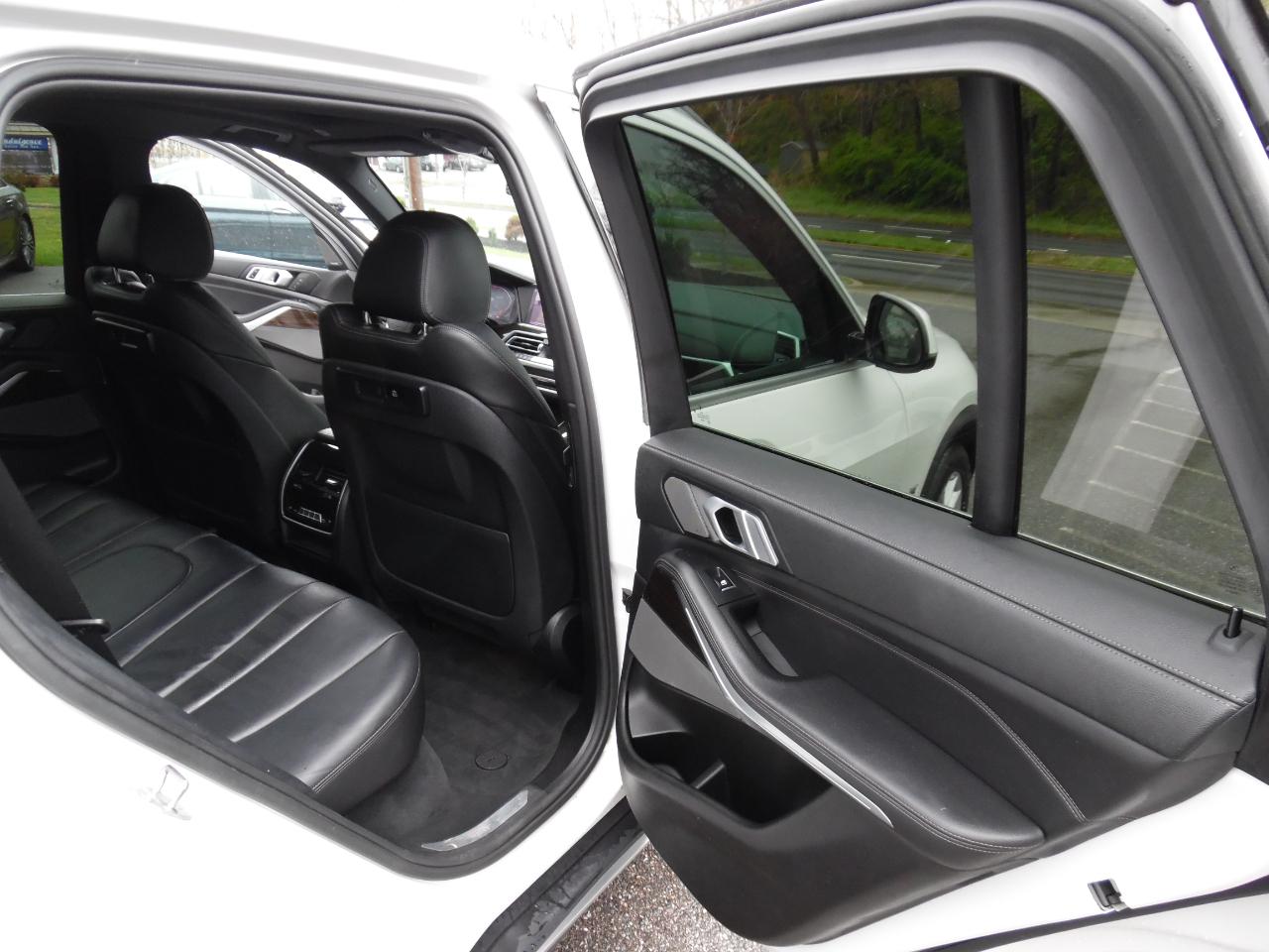 BMW X5 xDrive40i Sports Activity Vehicle 2019