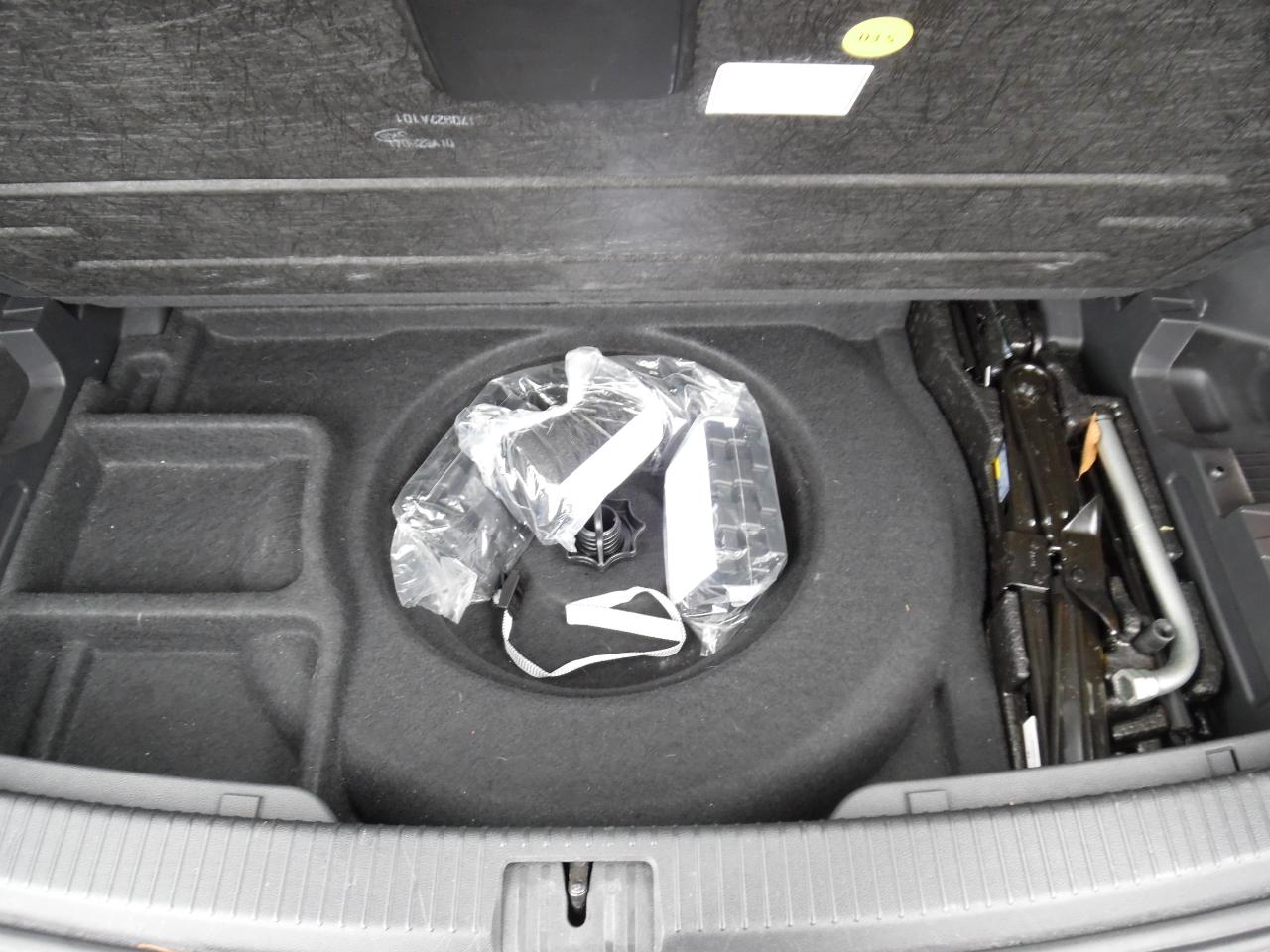 Volkswagen Atlas 3.6L V6 SE w/Technology 4MOTION 2018