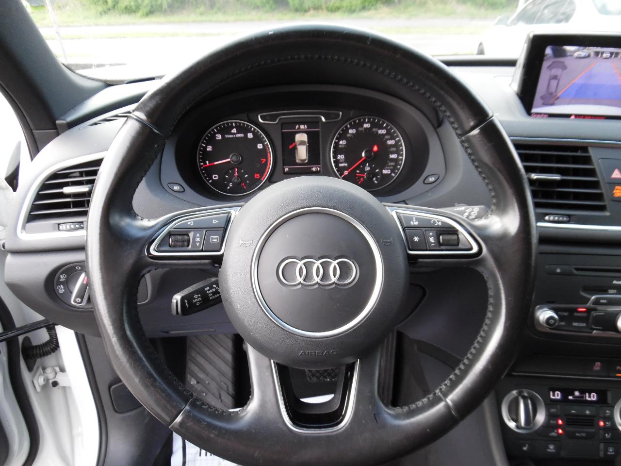 Audi Q3 quattro 4dr 2.0T Prestige 2015