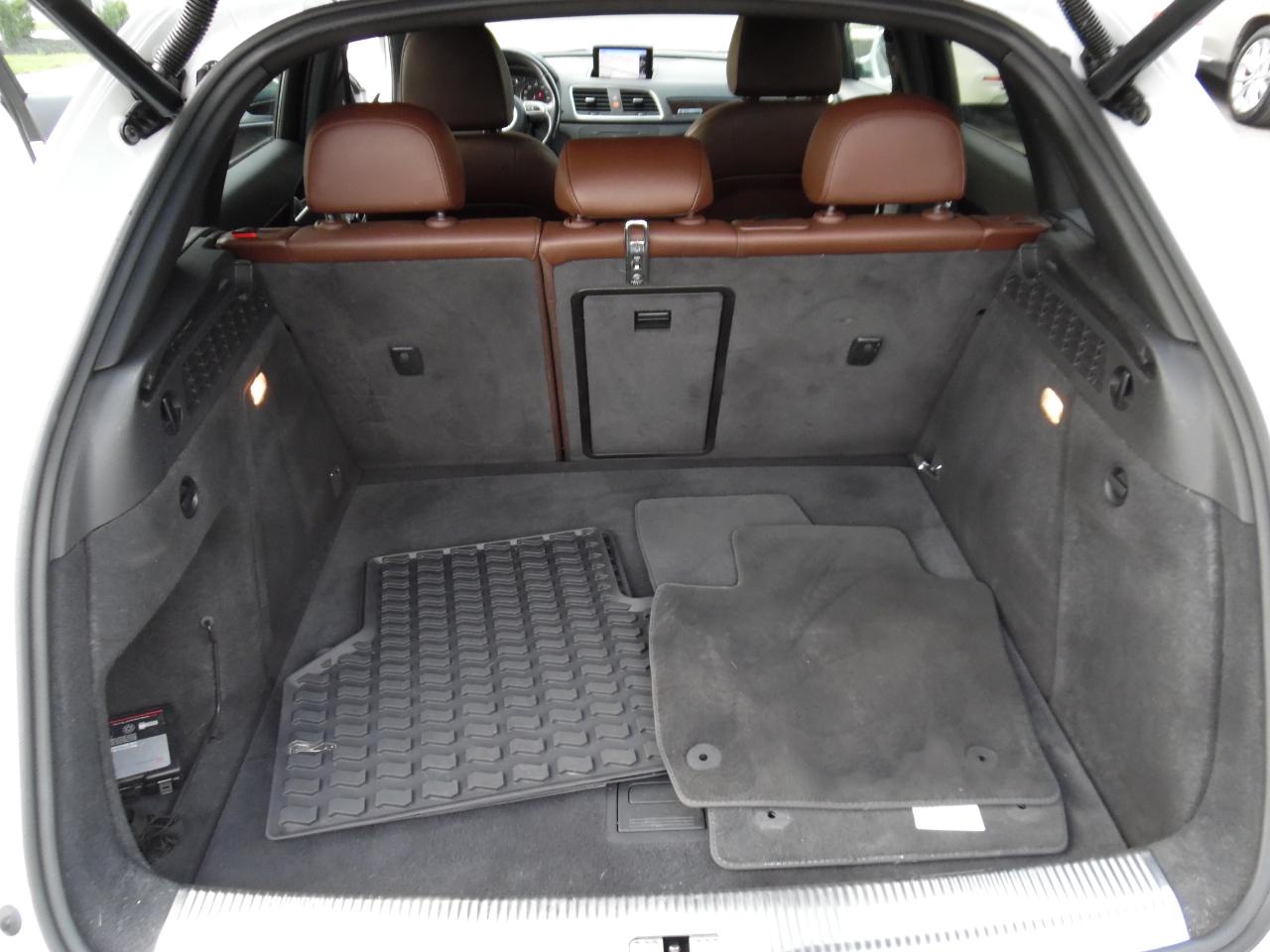 Audi Q3 quattro 4dr 2.0T Prestige 2015