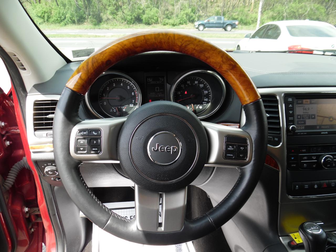 Jeep Grand Cherokee 4WD 4dr Overland 2013