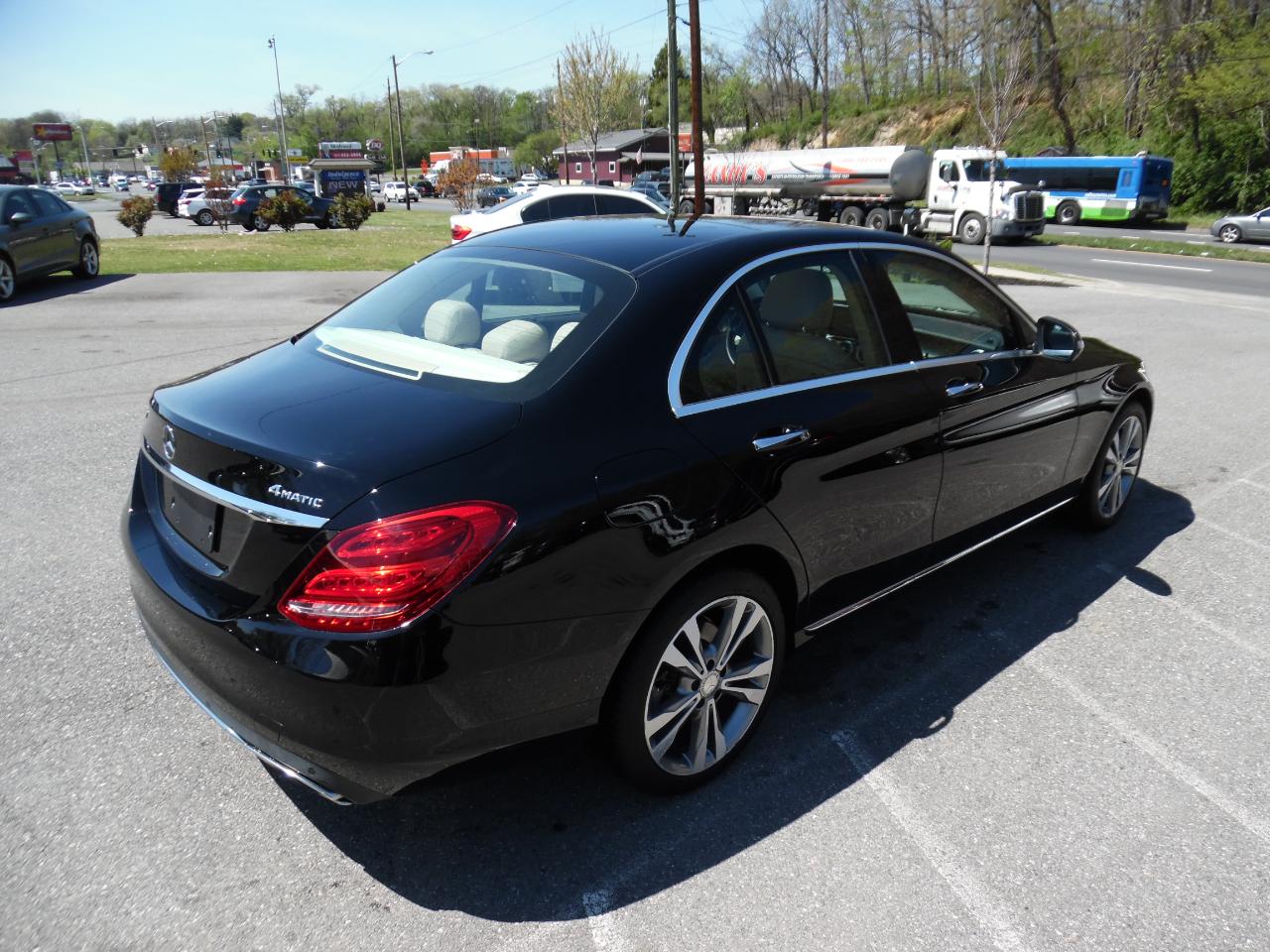 Mercedes-Benz C-Class 4dr Sdn C 300 4MATIC 2015