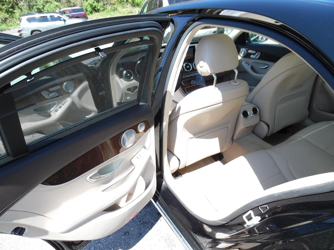 Mercedes-Benz C-Class 4dr Sdn C 300 4MATIC 2015