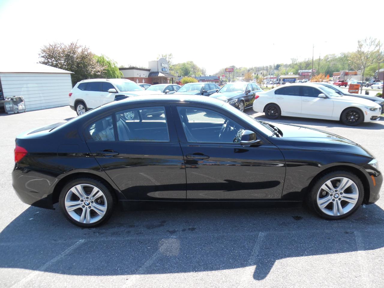 BMW 3 Series 4dr Sdn 328i xDrive AWD SULEV South Africa 2016