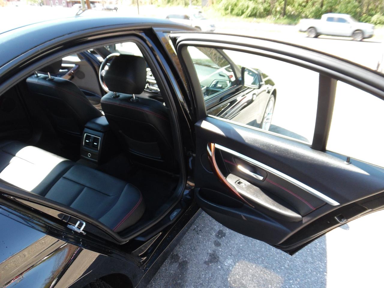 BMW 3 Series 4dr Sdn 328i xDrive AWD SULEV South Africa 2016