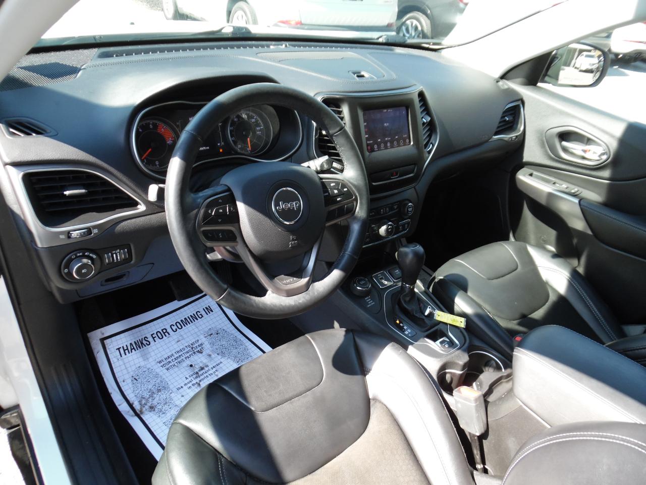 Jeep Cherokee Latitude Plus 4x4 2019