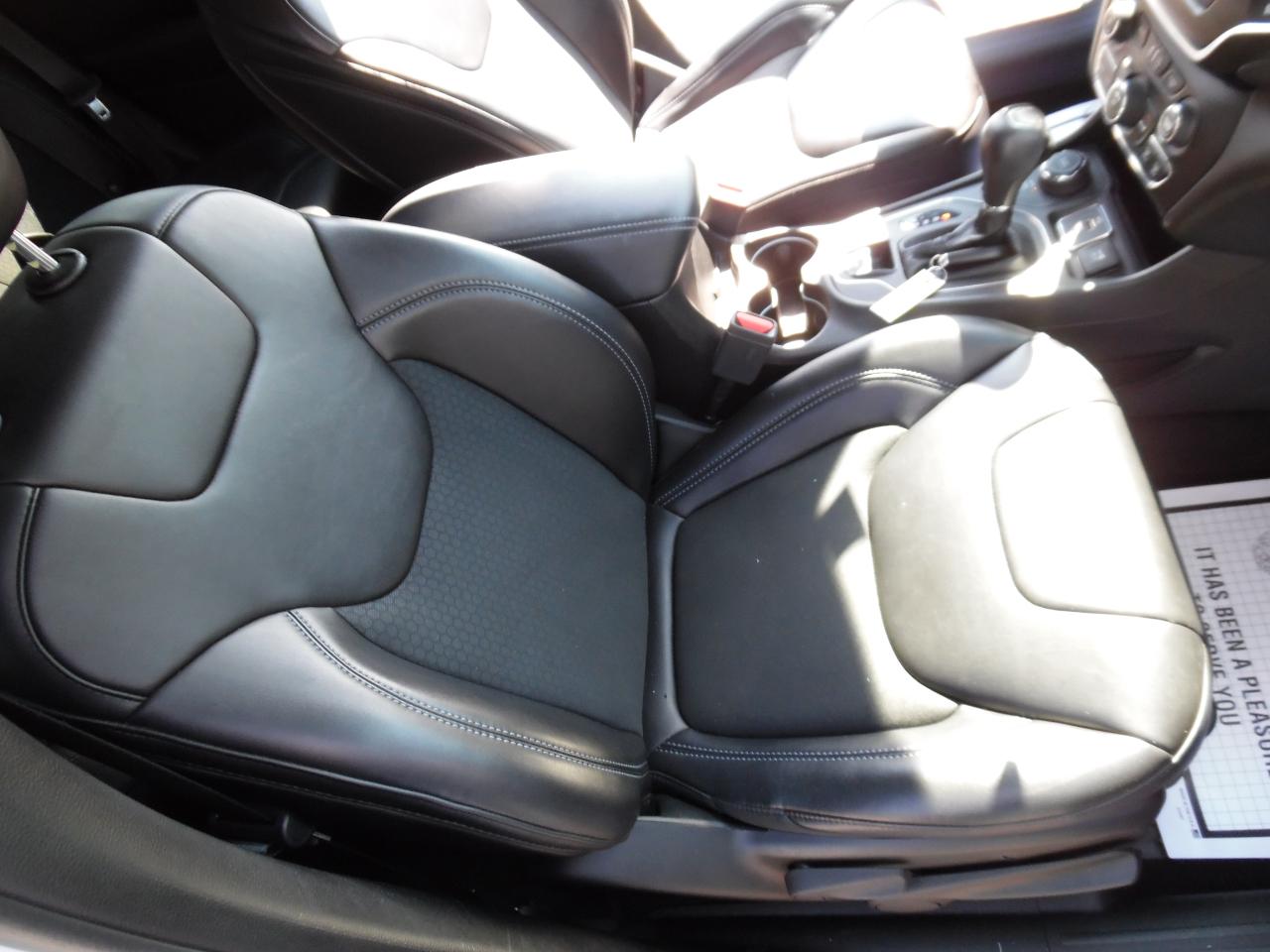 Jeep Cherokee Latitude Plus 4x4 2019