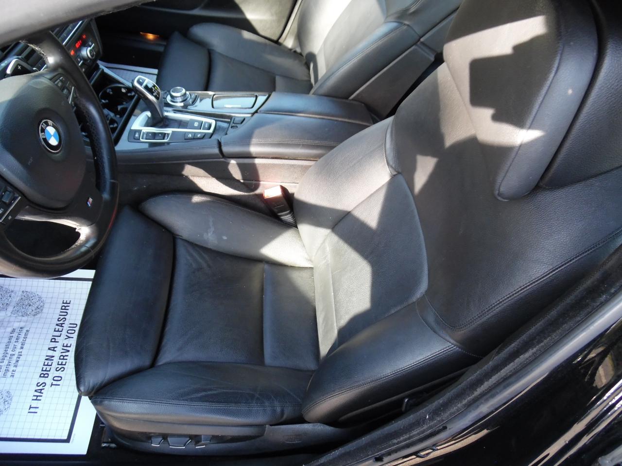 BMW 5 Series 4dr Sdn 550i xDrive AWD 2012